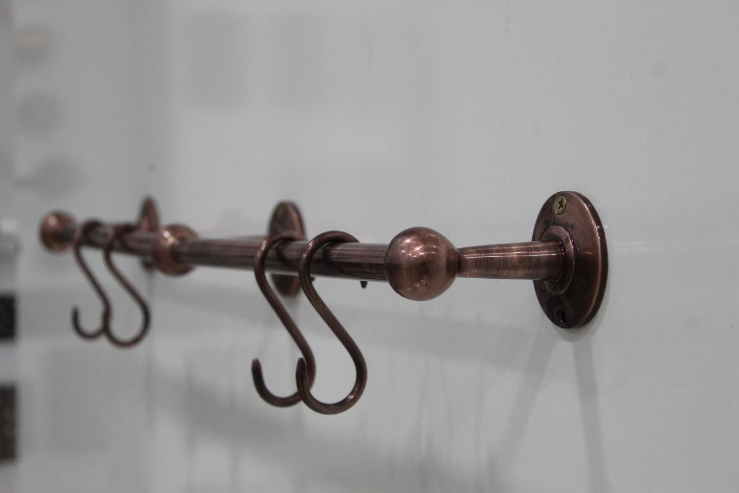 Antique Style Copper Pot Rack, Vintage Handmade Copper Pot Rack Rustic Wall Mounted, Vintage kitchen pot rack