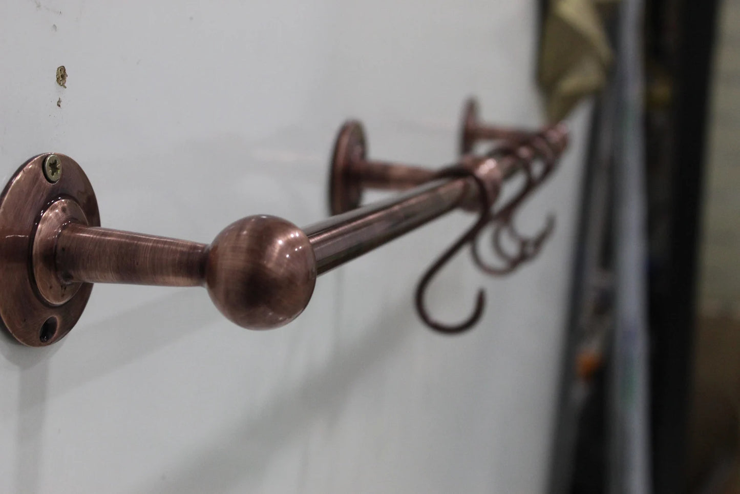 Antique Style Copper Pot Rack, Vintage Handmade Copper Pot Rack Rustic Wall Mounted, Vintage kitchen pot rack