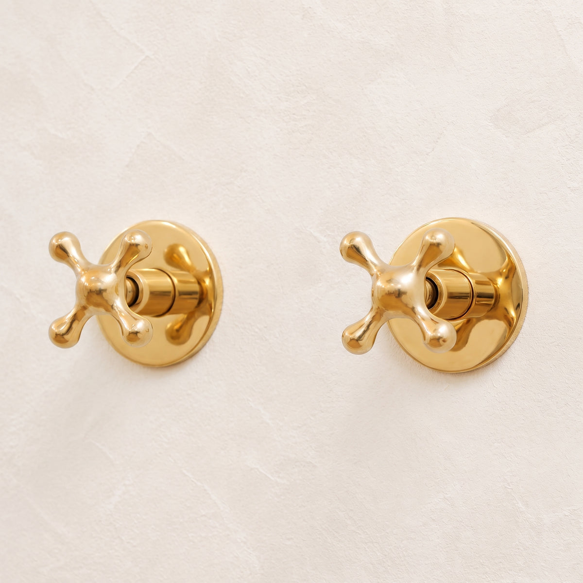Solid Unalcquered Brass Concealed Shower – Rainfall Curved Head Shower