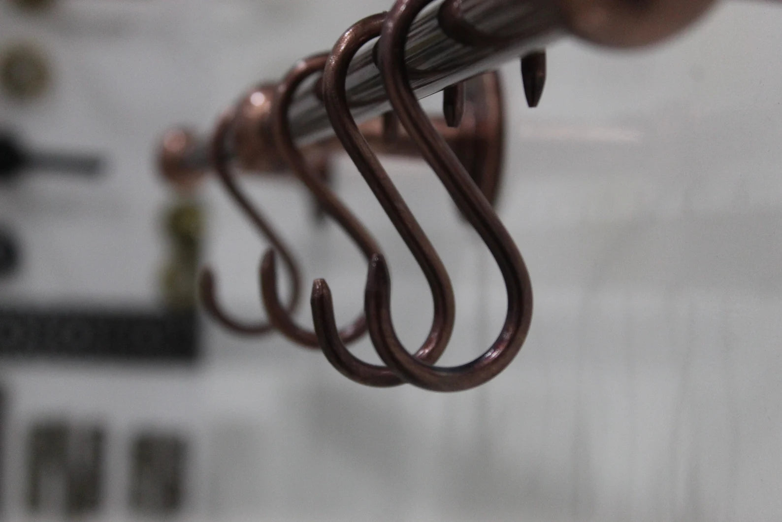 Antique Style Copper Pot Rack, Vintage Handmade Copper Pot Rack Rustic Wall Mounted, Vintage kitchen pot rack