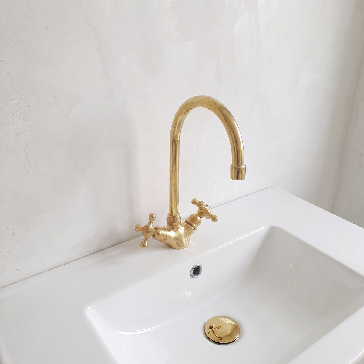 Unlacquered Brass Single Hole Faucet, Brass Bathroom Faucet